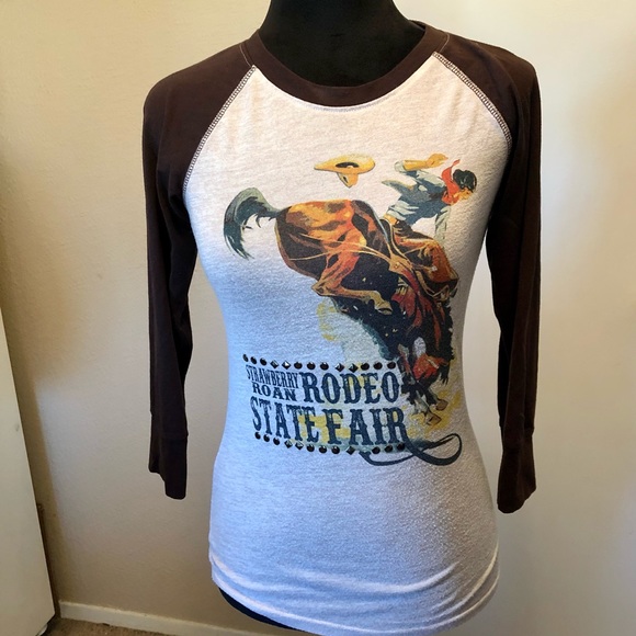 Ariat Tops - Ariat baseball T-shirt, 3/4 sleeve length, design